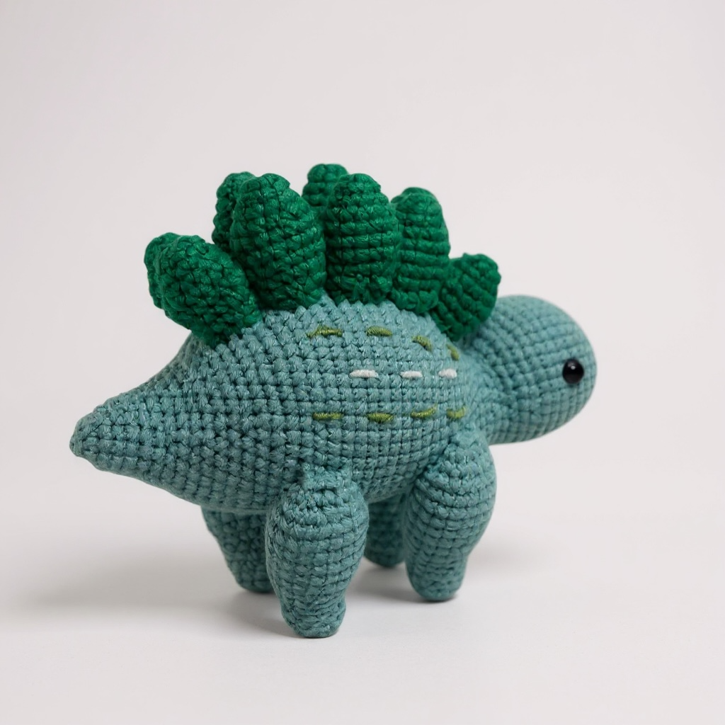 Crochet Dino Plush – Stegosaurus (Teal & Green)